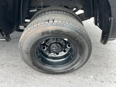 Used 2025 RAM 3500 Big Horn AWD/4WD image 10