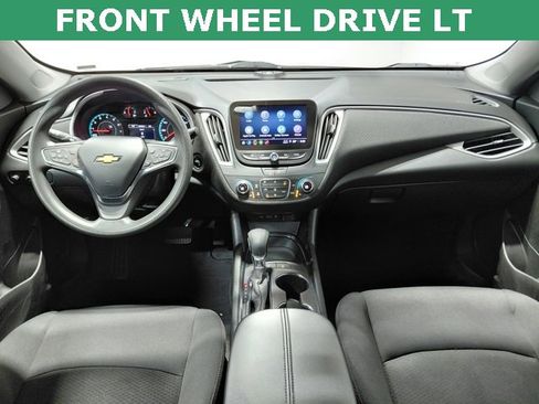 Certified 2025 Chevrolet Malibu LT image 2