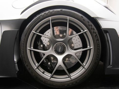 Used 2025 Porsche 911 GT3 RS RWD image 38