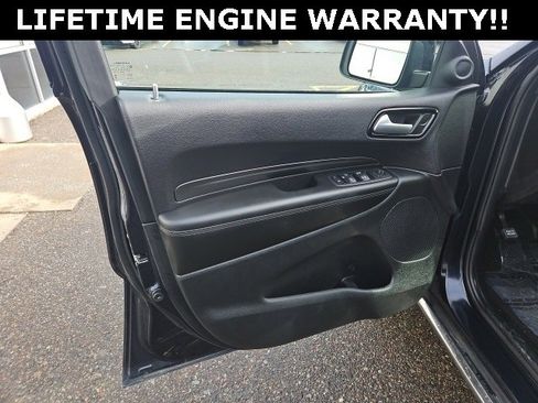 Used 2024 Dodge Durango SXT image 11