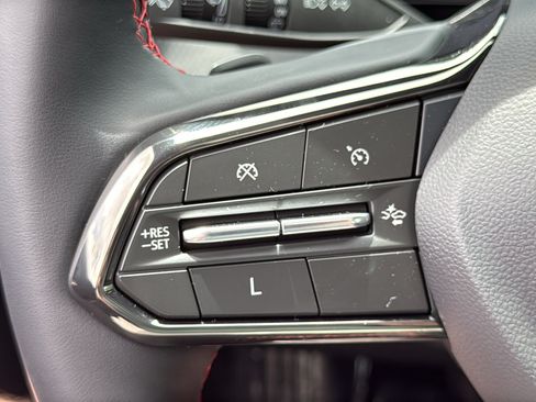 Used 2025 Chevrolet Equinox RS w/ Safety and Technology Package AWD/4WD image 16