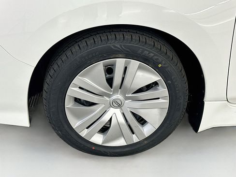 Used 2025 Nissan Leaf S FWD image 34