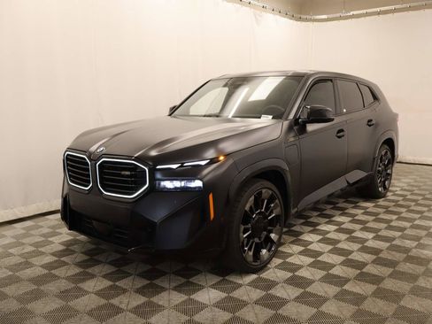 Used 2023 BMW XM image 1