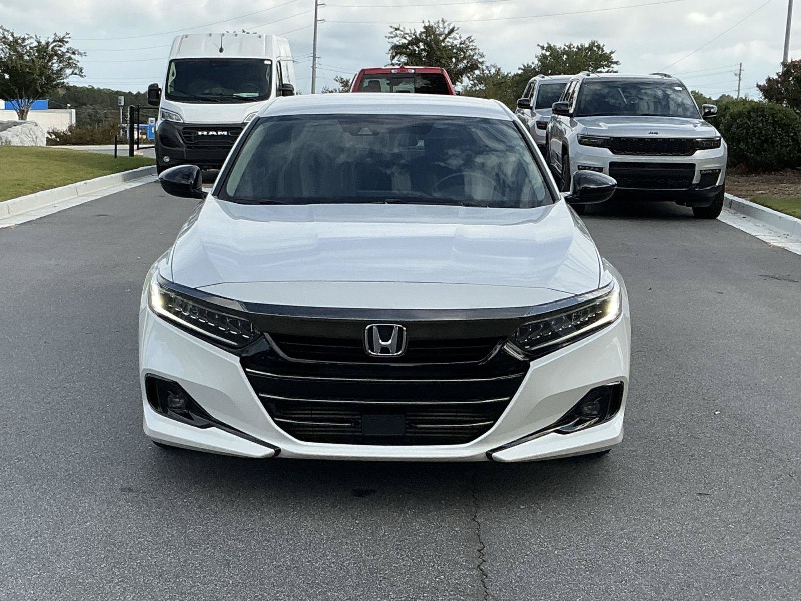 Used 2022 Honda Accord Sport Special Edition image 8