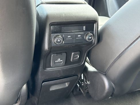 Used 2019 GMC Acadia SLT FWD image 13