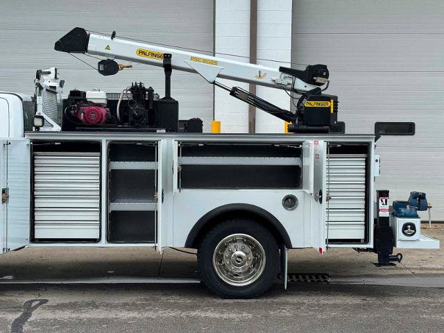 Certified 2019 Ford F550 4x4 SuperCab Super Duty image 4