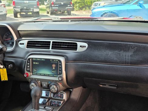 Used 2015 Chevrolet Camaro SS RWD image 14