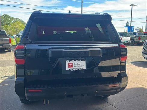 Certified 2025 Toyota 4Runner SR5 AWD/4WD image 8
