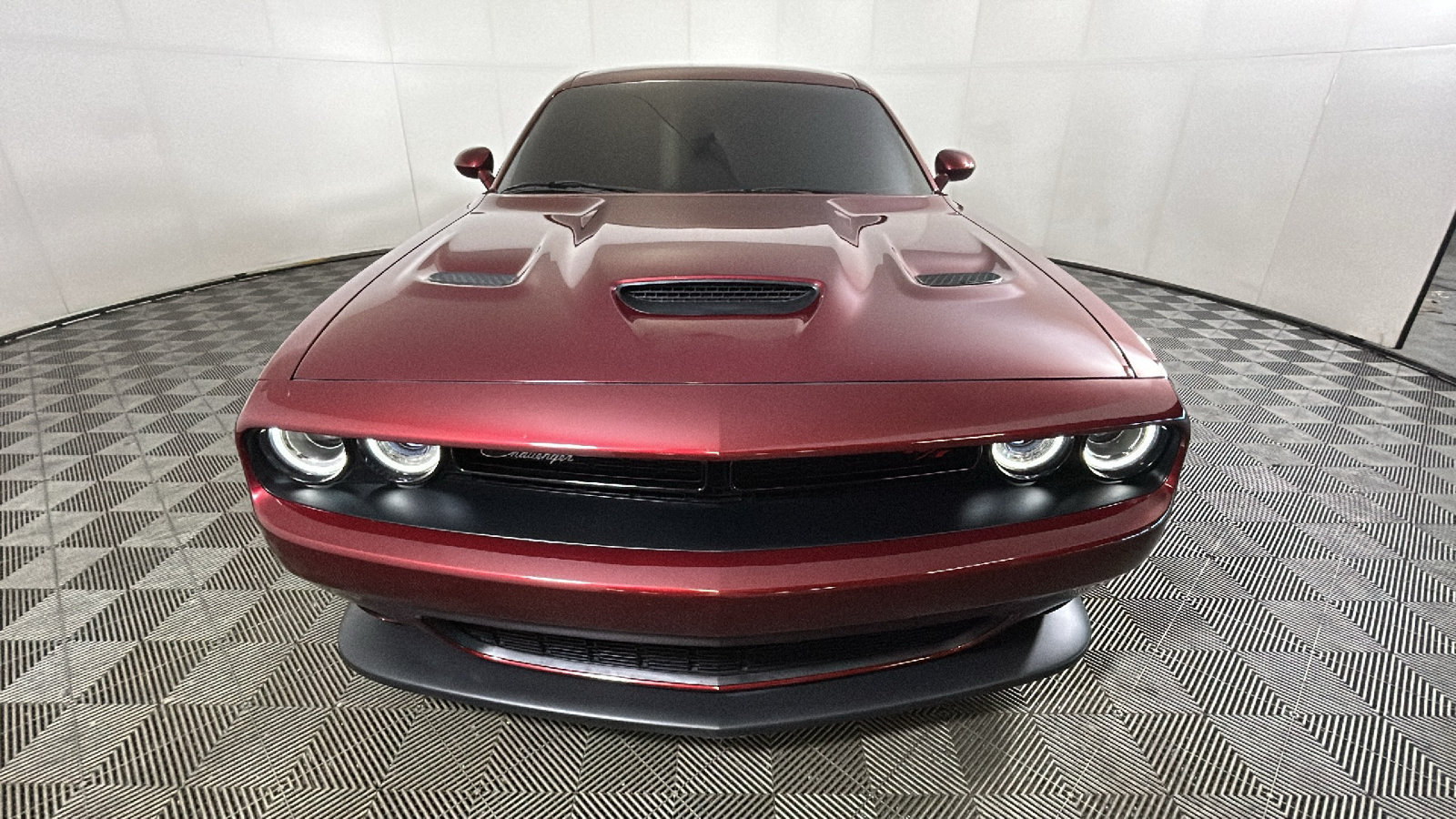 Used 2021 Dodge Challenger R/T Scat Pack w/ Dynamics Package RWD image 9