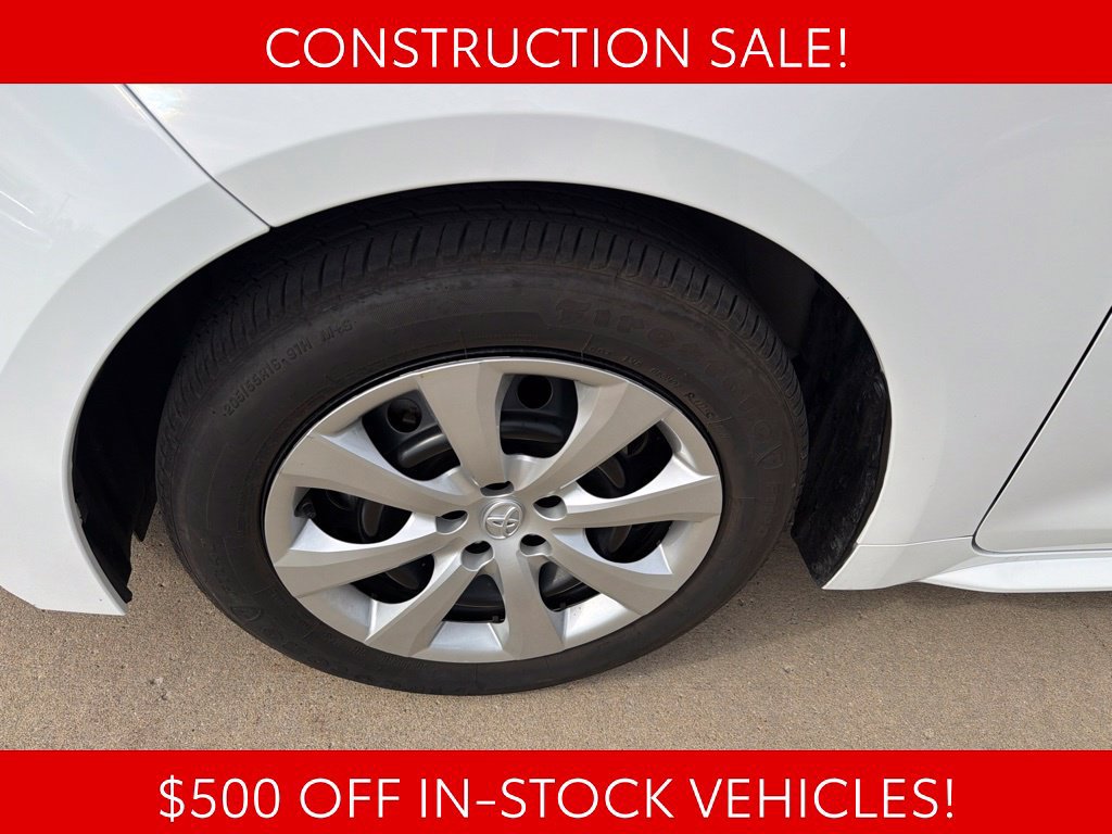 Used 2026 Toyota Corolla LE FWD image 28