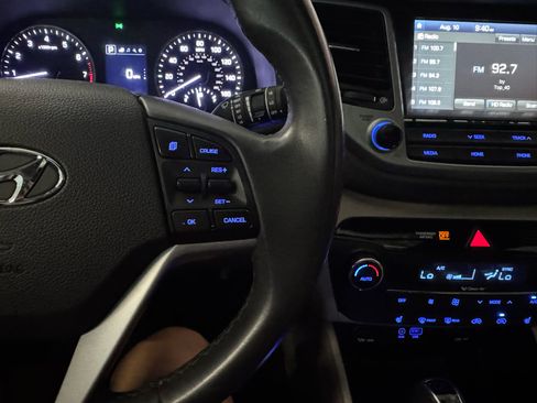 Used 2018 Hyundai Tucson Value FWD image 27
