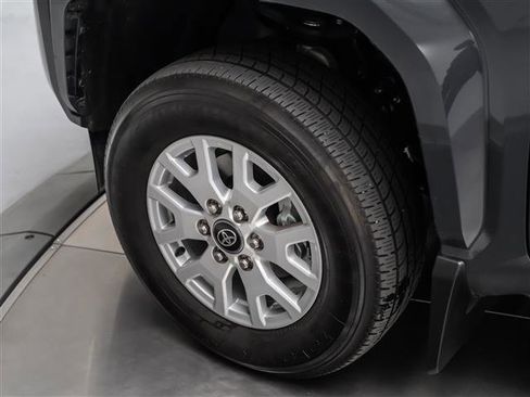 Used 2025 Toyota Tacoma SR5 image 13