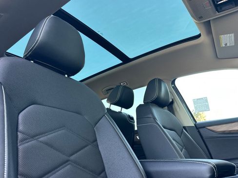 New 2026 Volkswagen Atlas SE image 16