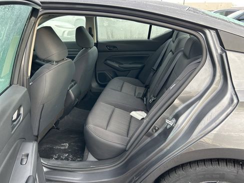 Used 2024 Nissan Altima 2.5 S image 10