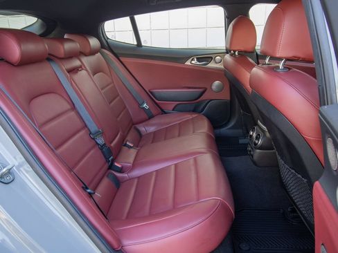Used 2020 Kia Stinger GT2 AWD/4WD image 22