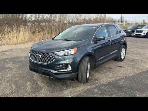 Certified 2023 Ford Edge SEL w/ Convenience Package AWD/4WD image 7