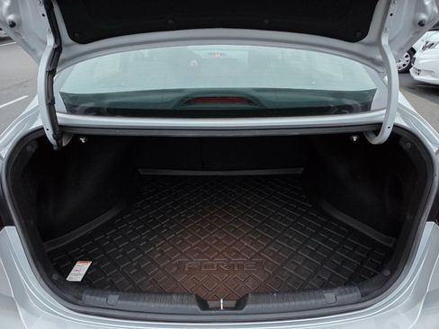 Used 2016 Kia Forte LX w/ LX Popular Plus Package image 20