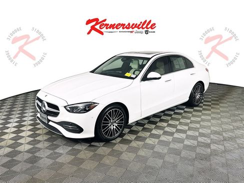 Used 2023 Mercedes-Benz C 300 4MATIC Sedan image 3