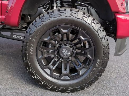 New 2026 Ford F250 Lariat w/ Black Appearance Package image 11