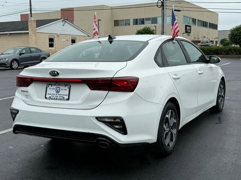 Used 2019 Kia Forte LXS FWD image 6
