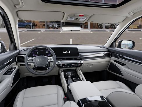 New 2025 Kia Telluride S image 14