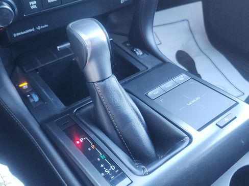 Used 2022 Lexus GX 460 Premium w/ Premium Package image 10