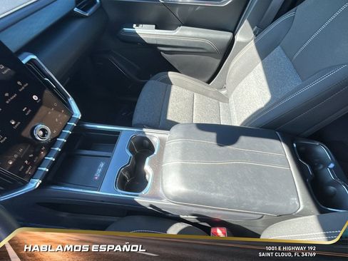 Used 2025 GMC Acadia Elevation image 23