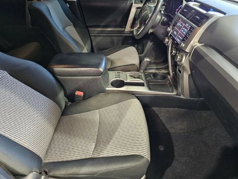Used 2022 Toyota 4Runner SR5 RWD image 7