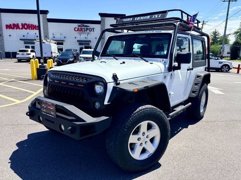 Used 2016 Jeep Wrangler Sport w/ Quick Order Package 24S AWD/4WD image 1