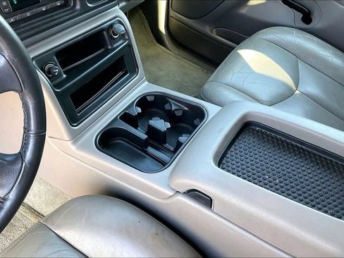 Used 2004 GMC Yukon XL SLT w/ Preferred Equipment Group image 14