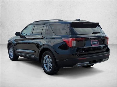 New 2026 Ford Explorer Active w/ Active Comfort Package image 9
