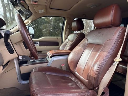 Used 2013 Ford F150 King Ranch w/ King Ranch Luxury Pkg image 12