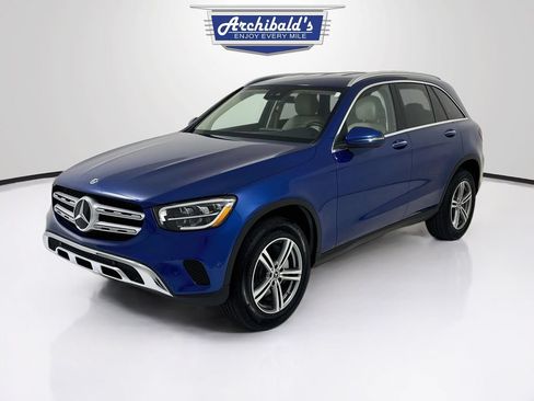 Used 2022 Mercedes-Benz GLC 300 4MATIC image 3