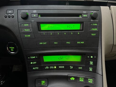 Used 2011 Toyota Prius Four image 21