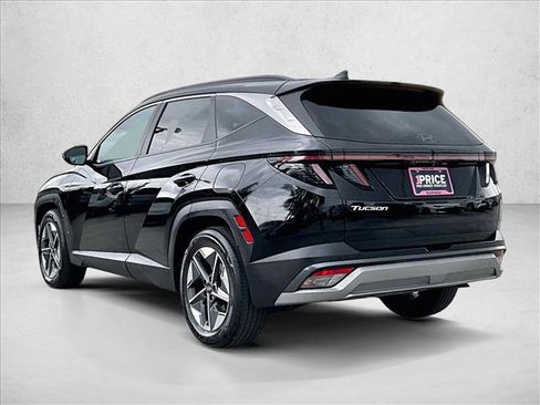 Used 2025 Hyundai Tucson SEL FWD image 13