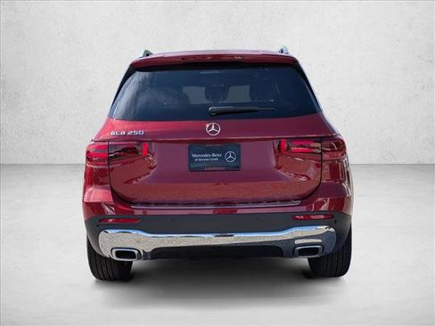 New 2026 Mercedes-Benz GLB 250 image 8