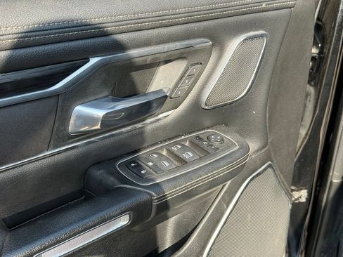 Used 2023 RAM 1500 Laramie AWD/4WD image 12
