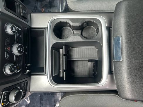 Used 2023 RAM 1500 Classic SLT w/ Trailer & Traction Group AWD/4WD image 18