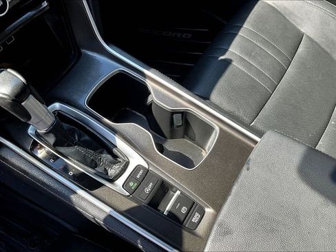 Used 2022 Honda Accord Sport Special Edition image 11