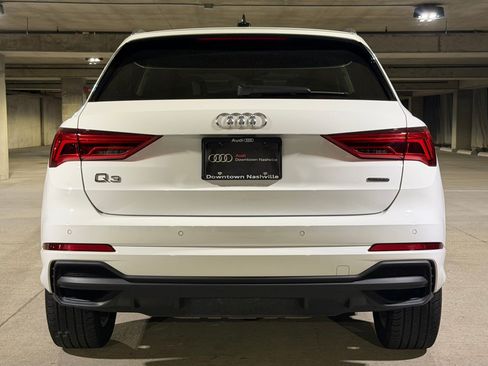 Used 2024 Audi Q3 2.0T Premium w/ Convenience Package AWD/4WD image 10
