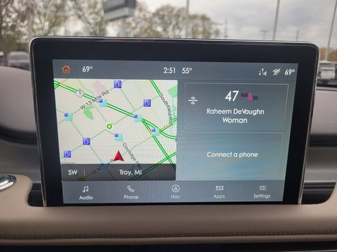 Used 2023 Lincoln Aviator AWD Standard 4dr SUV w/ Premium Package image 32