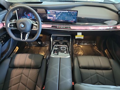 New 2026 BMW 740i w/ Premium Package RWD image 10