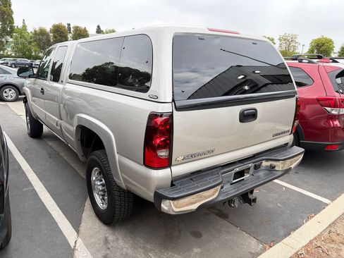 Used 2005 Chevrolet Silverado 2500 LS RWD image 4