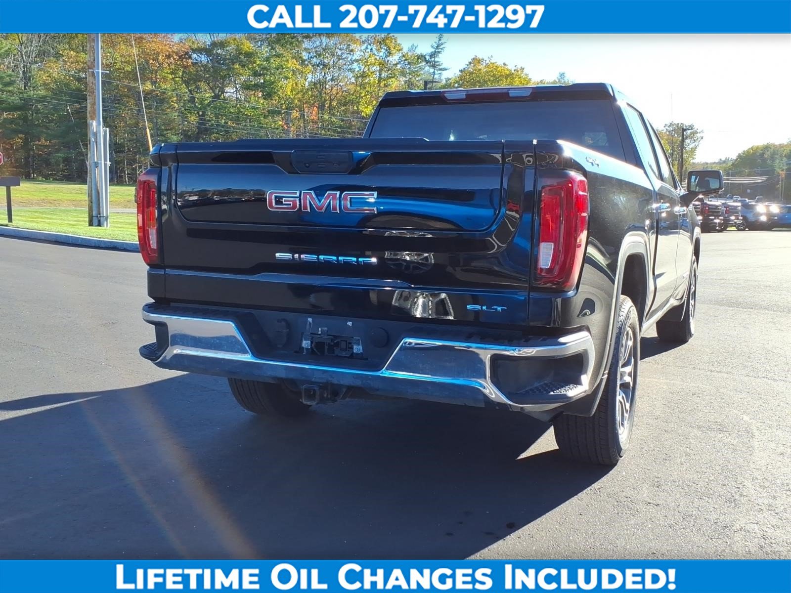 Used 2025 GMC Sierra 1500 SLT AWD/4WD image 5