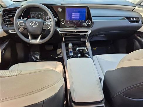 Used 2023 Lexus RX 350 FWD image 17