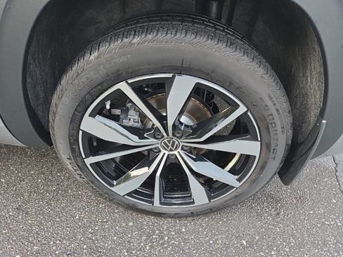 Used 2026 Volkswagen Atlas SEL Premium R-Line AWD/4WD image 11