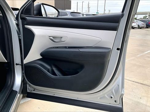 Used 2025 Hyundai Tucson SE FWD image 21