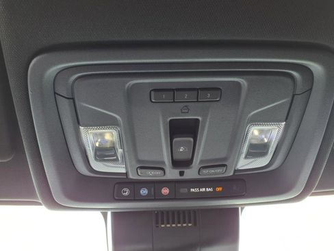 Used 2024 Chevrolet Silverado 1500 High Country w/ Midnight Edition image 17