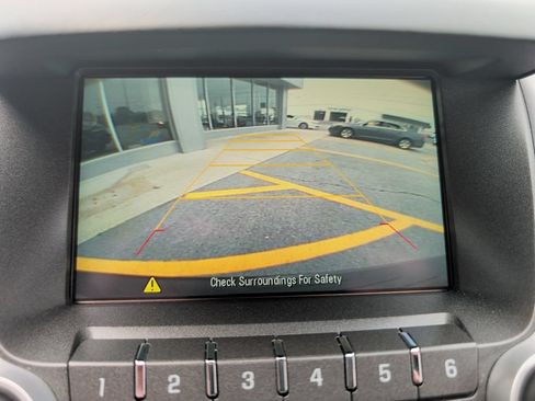 Used 2016 Chevrolet Equinox LS AWD/4WD image 12