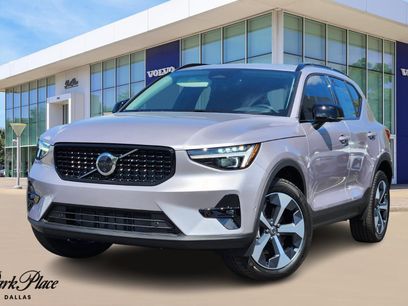 New 2026 Volvo XC40 B5 Plus w/ Protection Package Premier